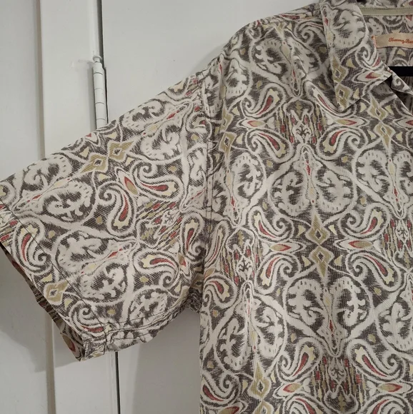 Tommy Bahama Shirt Beige Paisley Silk Loop Collar Hawaiian - Picture 3 of 9